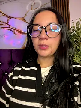 sara roy04  online show from 09.26.25