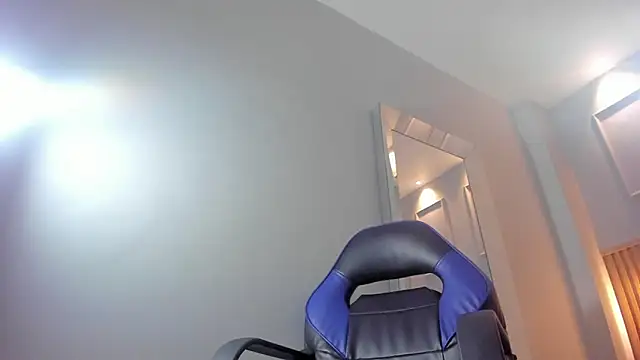 ALISSON BARKER online show from 11.24.25