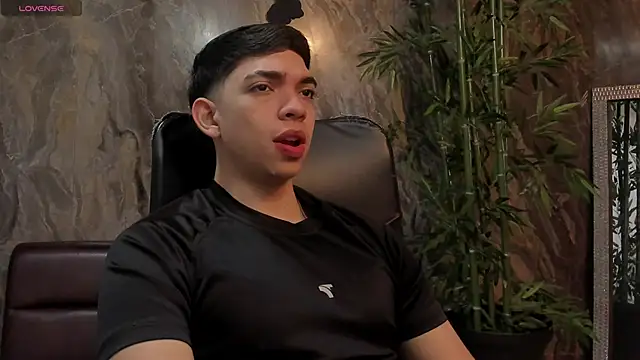 Eryonbradley online show from 03.11.26