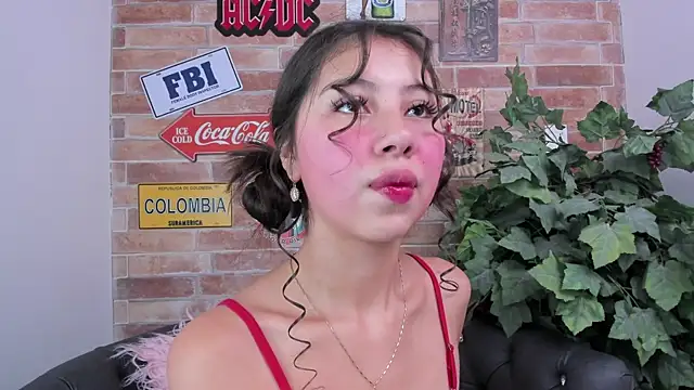 misss luxury online show from 12.17.25