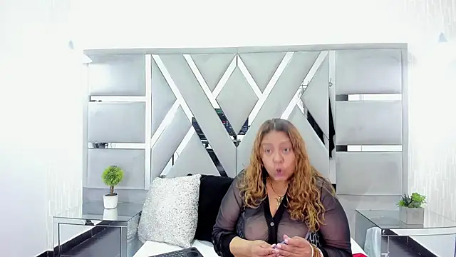 MonzerratBoyer online show from 03.18.26