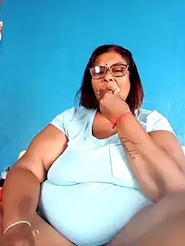 mileesha online show from 02.10.25