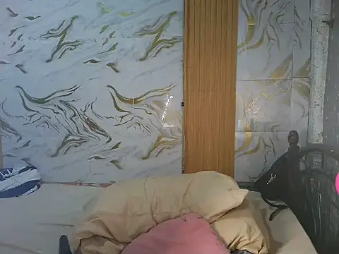 Snapshot of dimple_anne1 chatting on 02.21.26 dimple anne1 online show from 02.21.26