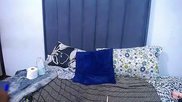 Snapshot of SexyyRedxxx chatting on 09.18.25 SexyyRedxxx online show from 09.18.25
