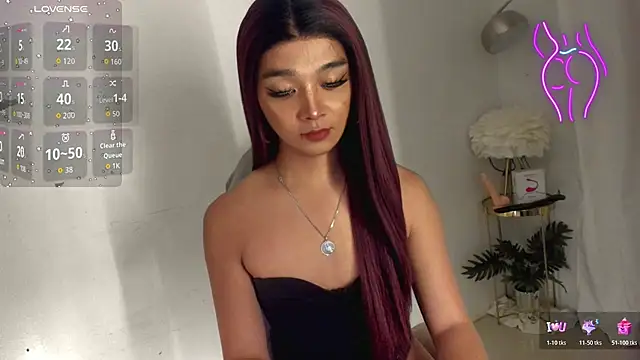 TrinityFucksYou online show from 11.28.25