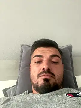 imooLoov online show from 10.15.25