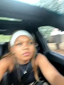 Snapshot of BaddestAss22 chatting on 09.13.25 BaddestAss22 online show from 09.13.25