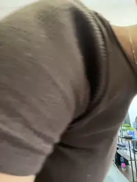 Snapshot of BaddestAss22 chatting on 09.20.25 BaddestAss22 online show from 09.20.25