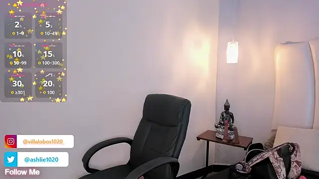 MiaVillalobos online show from 10.25.25