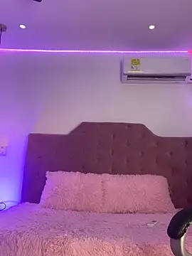 Velveet x online show from 11.13.25