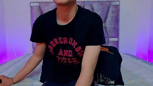 Snapshot of lana_and_liam_ chatting on 09.12.25 lana and liam online show from 09.12.25