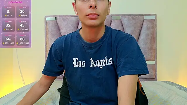 Snapshot of lana_and_liam_ chatting on 09.22.25 lana and liam online show from 09.22.25