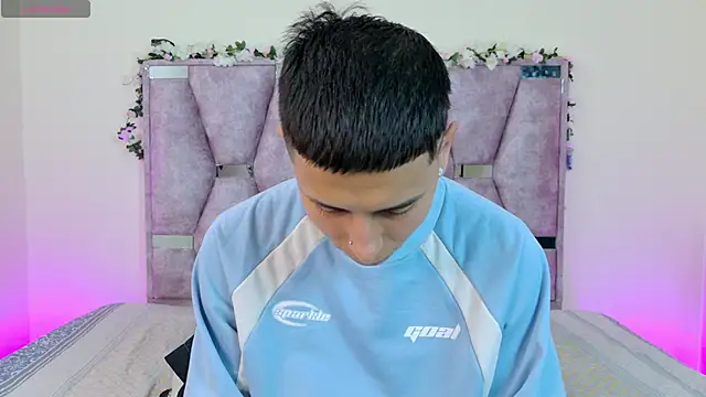 Snapshot of lana_and_liam_ chatting on 11.08.25 lana and liam online show from 11.08.25