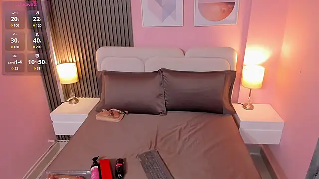 Clawdeen  wolf online show from 12.04.25