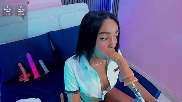 Clawdeen  wolf online show from 04.02.26