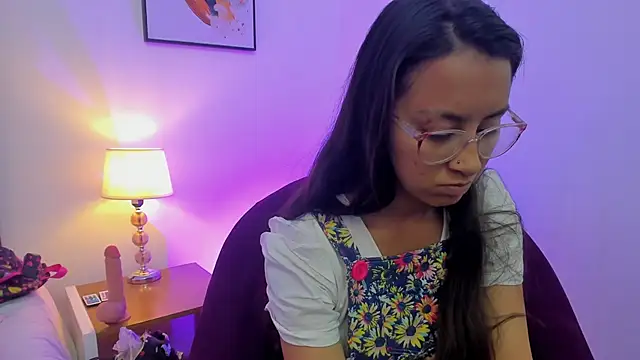 bravepetunia online show from 11.24.25