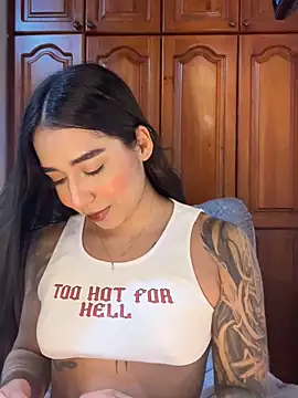 KaditaNavarro online show from 04.08.26