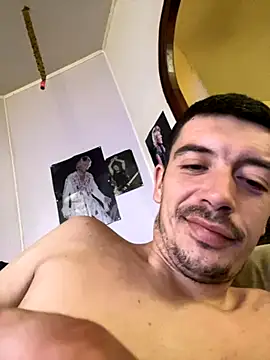 Snapshot of gb7572 chatting on 09.14.25 gb7572 online show from 09.14.25