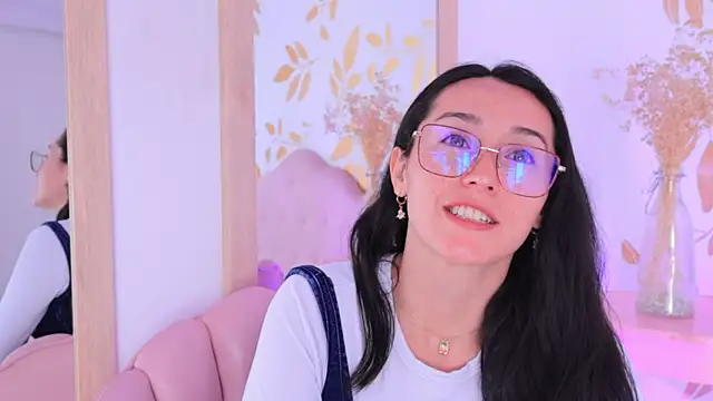 Ginevra esposito online show from 10.09.25