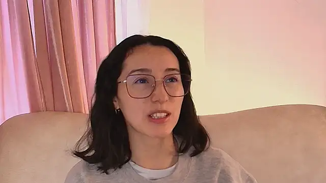Ginevra esposito online show from 05.15.26