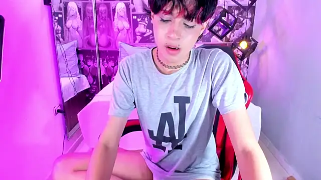 Snapshot of Dan_Copers chatting on 12.19.25 Dan Copers online show from 12.19.25