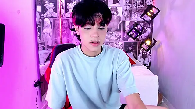 Snapshot of Dan_Copers chatting on 12.21.25 Dan Copers online show from 12.21.25