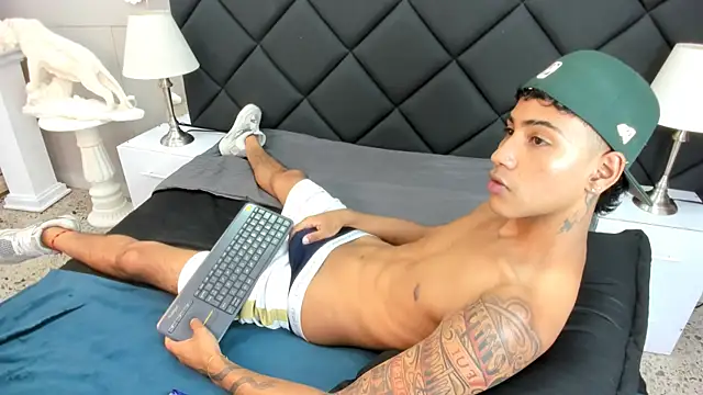 Denis Carpenter online show from 11.26.25