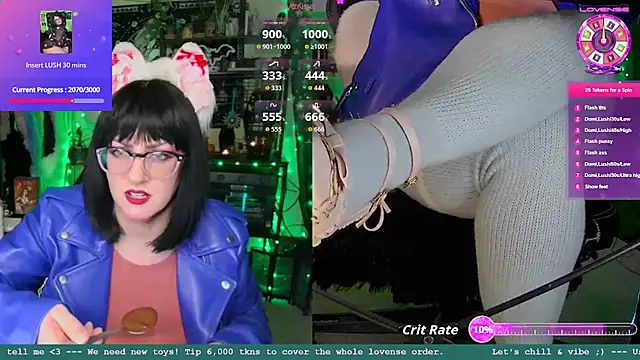 Snapshot of LadyMarzanna chatting on 11.30.25 LadyMarzanna online show from 11.30.25