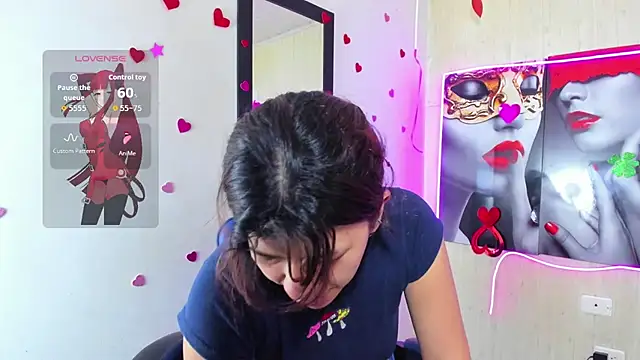 Raven Rouge  online show from 05.15.26