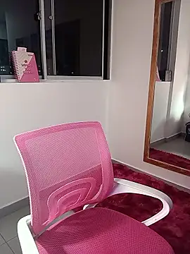 Vikyvoyeur online show from 01.14.26