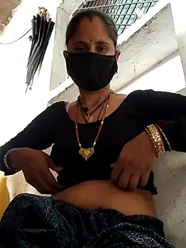 Hot-ilaiy online show from 12.04.25