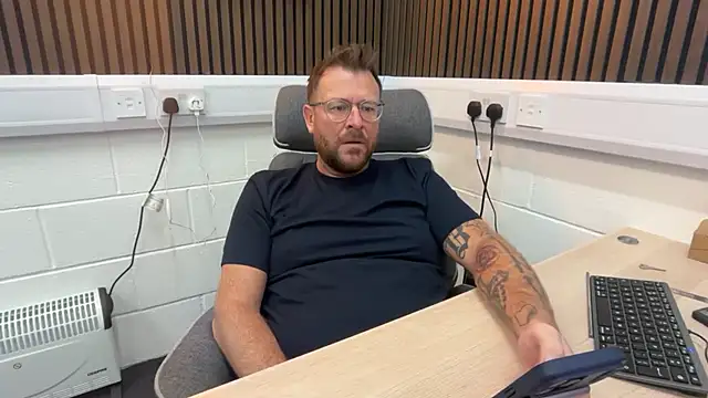 Snapshot of bilf1978 chatting on 03.03.26 bilf1978 online show from 03.03.26