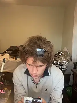 XanderOzzz online show from 04.19.26
