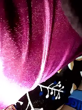 Snapshot of hot_manishacpl chatting on 12.15.25 hot manishacpl online show from 12.15.25