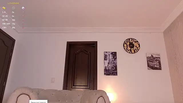 Snapshot of JothaFit chatting on 12.19.25 JothaFit online show from 12.19.25