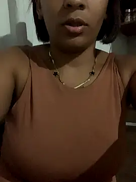 Crisschiavo online show from 11.26.25