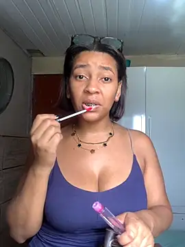 Crisschiavo online show from 12.01.25