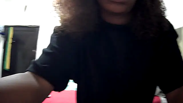 Snapshot of CandyNaynay chatting on 11.19.25 CandyNaynay online show from 11.19.25