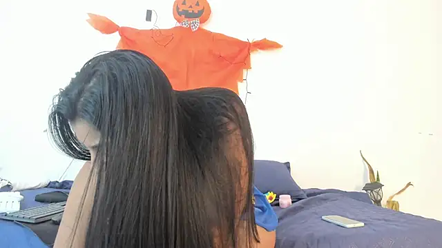  Miaa khalifa  online show from 10.28.25