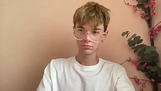 Milk Guy online show from 09.11.25