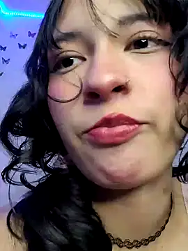 Snapshot of Danly_ chatting on 02.04.26 Danly online show from 02.04.26