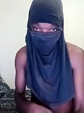 Snapshot of TmanZim2025 chatting on 04.11.26 TmanZim2025 online show from 04.11.26