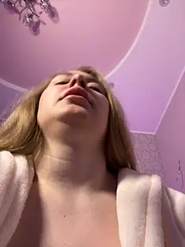 Snapshot of DeniMilkyyyyy chatting on 09.26.25 DeniMilkyyyyy online show from 09.26.25