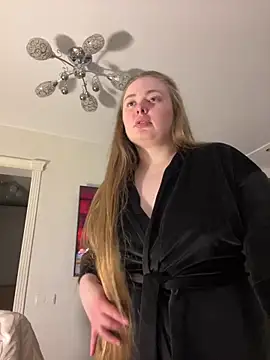 DeniMilkyyyyy online show from 04.11.26