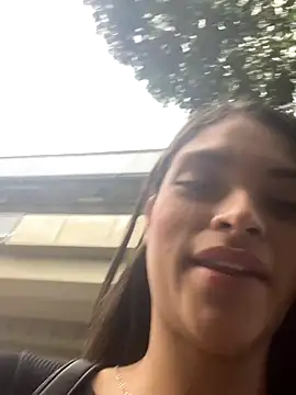 Snapshot of Hannacooper3 chatting on 11.11.25 Hannacooper3 online show from 11.11.25