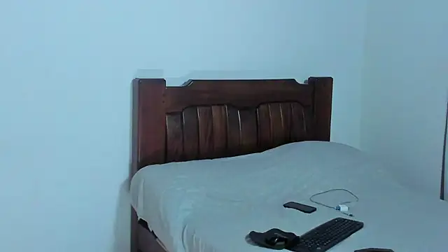 Hunter Hoott online show from 04.16.26