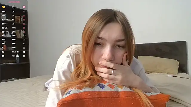 RedheadMisty online show from 10.22.25