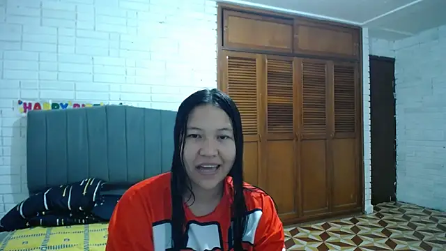 Naia Stant online show from 10.23.25