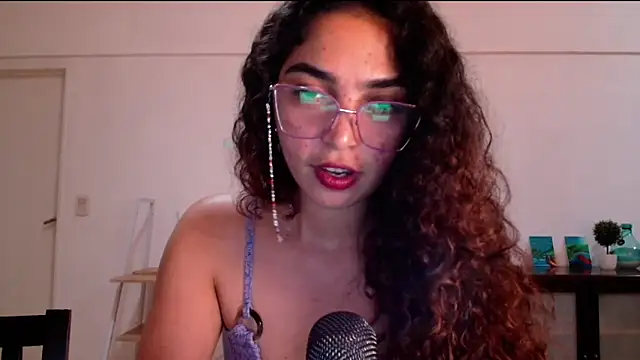 Ariagal online show from 09.30.25