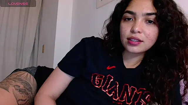 Ariagal online show from 11.19.25